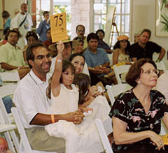 Bidding at the Mango Auction